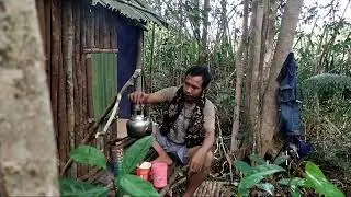 MERINDING !! SENDIRIAN MEMBANGUN SHELTER DIHUTAN YANG BELUM PERNAH DIJAMAH ORANG