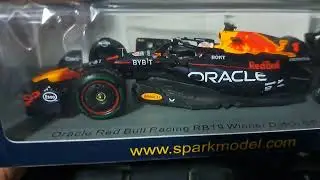 Rewiev spark 1/43 Max verstappen RB19 2023 Red Bull
