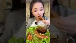 Китайцы едят на камеру!!! 🍝🍝🍝