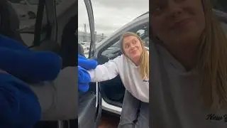 Elle nettoie toute les voiture !!!!