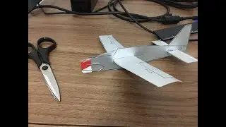 Como fazer avião com papel de caixa de leite.