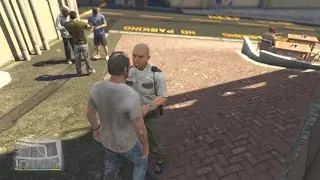 GTA 5 - Taunting security guards