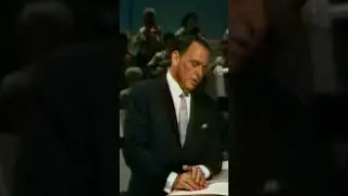 Capturing the essence of a moonlit Vermont with this Sinatra performance 🌙