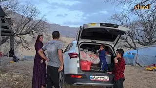 Nowruz Extravaganza: Exploring Iran's South with the Chavil Family amidst Nature's Splendor