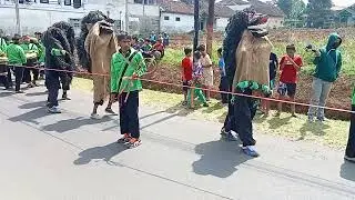 atraksi barongan seni budaya sunda sumedang