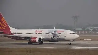SpiceJet Boeing 737-8 Closeup Full Runway Takeoff at Udaipur airport, to Bangalore airport 🛫