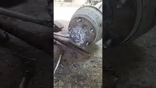 Axel cating shot video viral