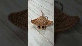 Little tan stingray keychain toy, ocean decor plush small pendant, cute art charm bag backpack