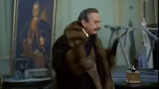 Михалков танцует в шубе