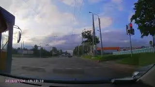 с полосы где только направо - прямо
