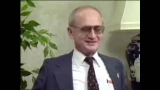 Yuri Bezmenov. 1984.