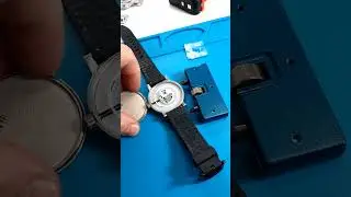 Какая батарейка в часах Hugo Boss?