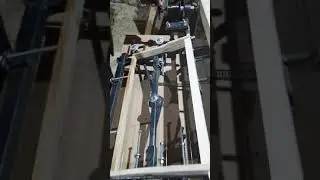 видеообзор станка для натяжки проволки.