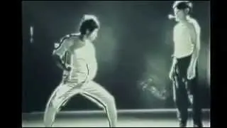 Bruce Lee 'nin İnsan Olmadığının 
