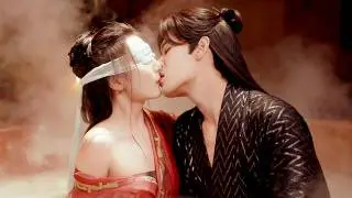 The emperor ordered 30 women to sleep with him to alleviate his lust, but only she succeeded.