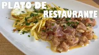 TARTAR DE ATÚN | Tartar de atún con huevo frito y patatas paja | CENA RÁPIDA