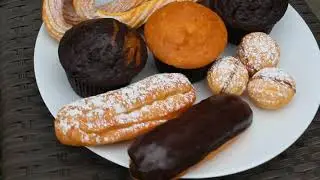 Муляжи кондитерских изделий.Эклеры,маффины,орешки,чуррос.