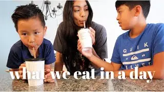 WHAT MY KIDS EAT IN A DAY