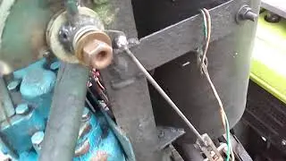 Ручний і ножний газ на минитрактор.