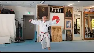 Kata Genkaku (Começo) - Saiko Shihan Goshi Yamaguchi - Goju-Ryu Goju-Kai