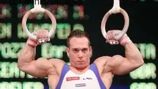 Eccentric Contraction, the Secret to a Gymnast's Big Biceps