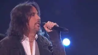 Foreigner & Nate Ruess perform 