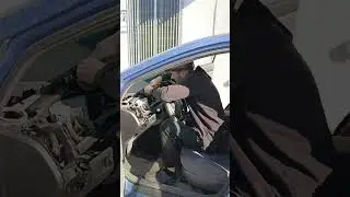 Тойота Приус. Отключается панель приборов. разбираем. 