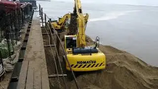 наводнение на Амуре 2021. Пересыпка входа в затон 08.08.2021