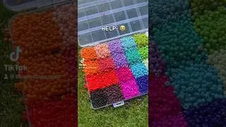 currently crying 😍✌️#seedbeads #spiltbeads #beadedbyjessxo #beads #funny #smallbiz #viral #blowup