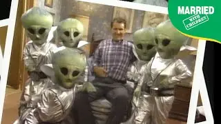 Al Proves Alien Life | Married With Children