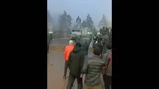 Более полная версия сноса памятника Назарбаеву