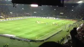 Україна-Польща 1-0. Глядачі вітають переможців.Харків.11.10.2013.