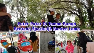 Annasya Bermain Di Taman Bunga Benteng Speelwijk Banten Lama