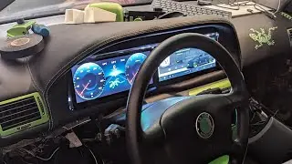 Skoda Octavia 1U with custom digital cluster