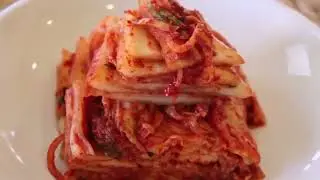 He said that Chinese music is surprisingly similar to kimchi!👉https://www.shenyuncreations.com/