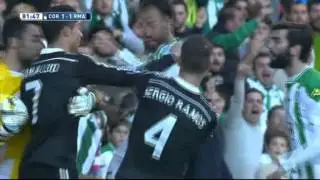 Cristiano Ronaldo Rakibine Tekme Tokat Daldı Kırmızı Kart Görüp Atıldı