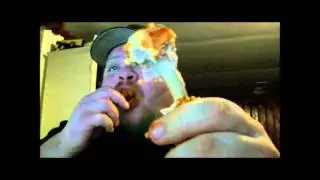 How to eat chicken wings fast