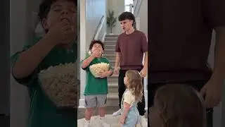 ALWAYS SHARE WITH YOUR SISTER! 🍿😭 