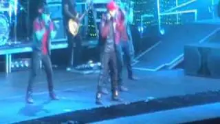 Justin Bieber - One Time - live in berlin 02.04.2011
