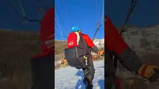 paragliding spot landing on cameraman 😅