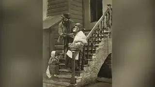 Тифлокомментарий к фотографии А. О. Карелина "Покупка ягод"