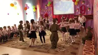 Танец с голубями