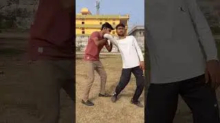 जब कोई गला पकड़े तो क्या करें #selfdefense #youtube #youtubeshorts #trending