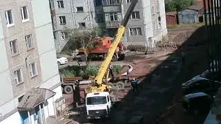 Работы во дворе 26