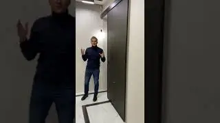 Раздвижная тонированная дверь (верхнеподвесная) в цвете бронза