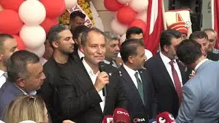 Yeniden Refah Partisi Genel Başkanı Erbakan, partisinin il binasını açtı