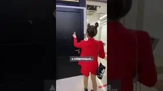 сколько стоит дверь за 300 тыс? (видео не моё)