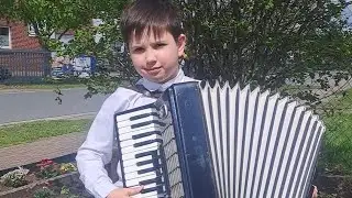 "ОН ЖИВ!" / ,,ER LEBT" accordion🪗🎼