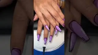 Trending Comic Nails