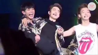 [CHANSOO] I'll lend my arms just for you